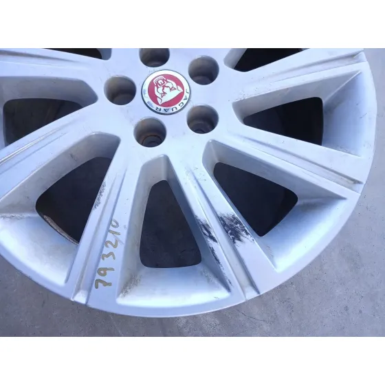 Llanta para Jaguar E-Pace (X540)