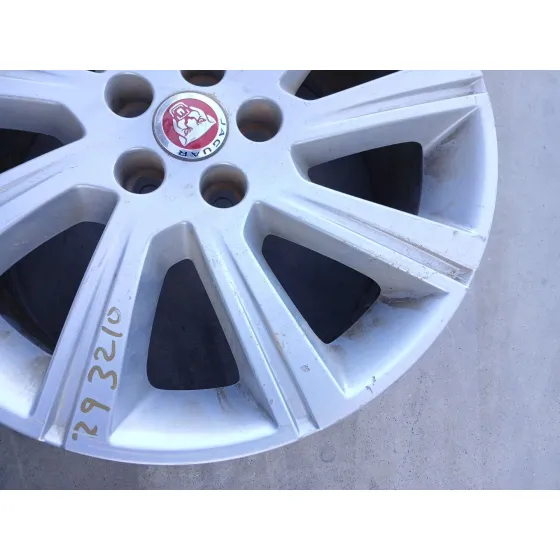 Llanta para Jaguar E-Pace (X540)