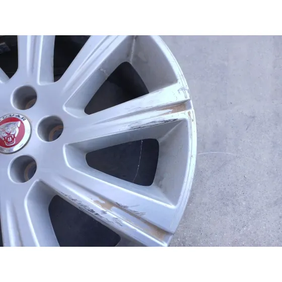 Llanta para Jaguar E-Pace (X540)