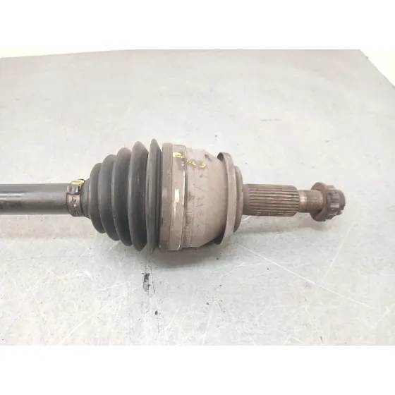 Transmision Delantera Derecha para Toyota Verso (_R2_)