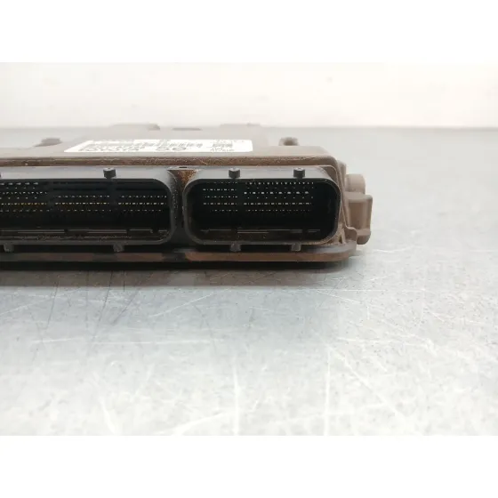 Centralita Motor Uce para Toyota Verso (_R2_)