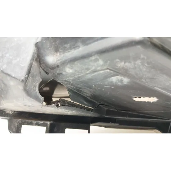 Faro Derecho para Opel Corsa D (S07)
