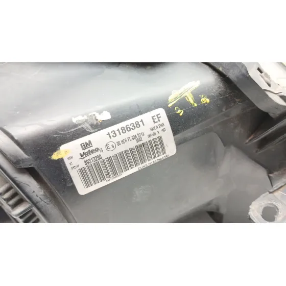 Faro Izquierdo para Opel Corsa D (S07)