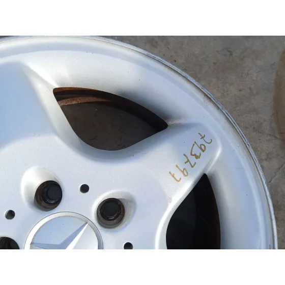 Llanta para Mercedes-Benz Clase M (W163)
