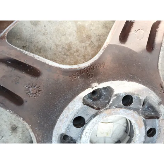 Llanta para Mercedes-Benz Clase M (W163)
