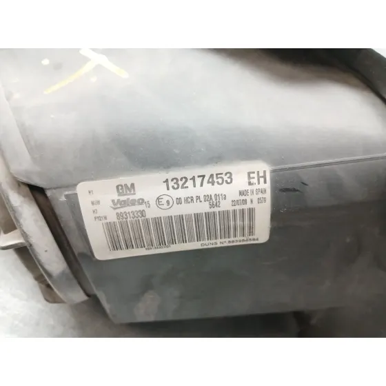 Faro Izquierdo para Opel Corsa D (S07)