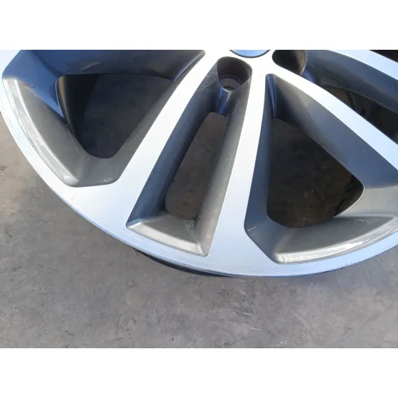 Llanta para Jaguar F-Pace (X761)