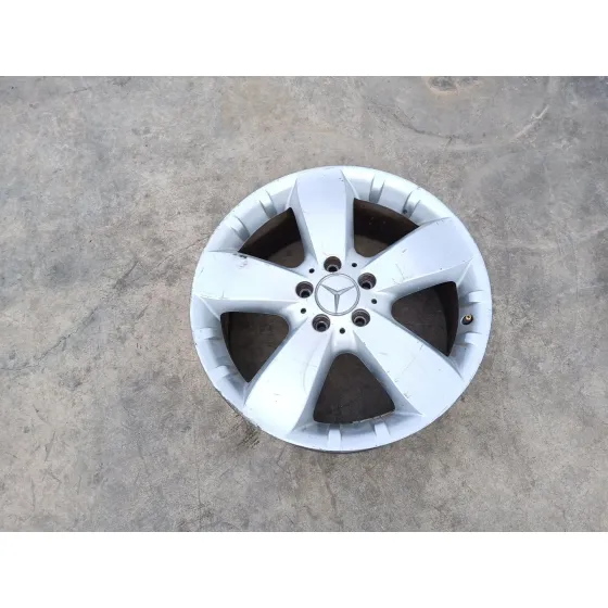 Llanta para Mercedes-Benz Clase M (W164)