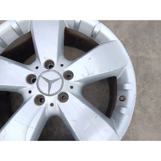 Llanta para Mercedes-Benz Clase M (W164)