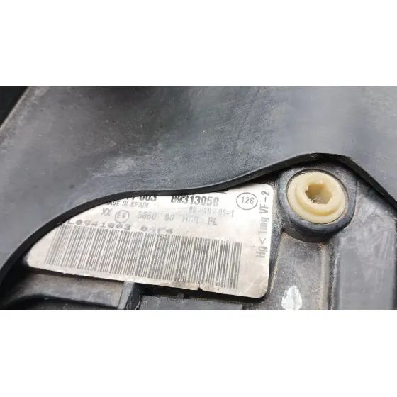 Faro Izquierdo para Audi Q7 (4Lb)