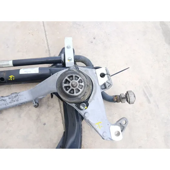 Puente Delantero para Audi Q7 (4L)
