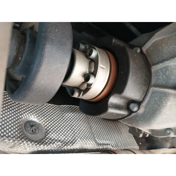 Transmision Central para Audi Q7 (4Lb)