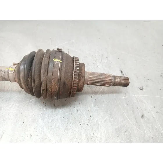 Transmision Delantera Izquierda para Toyota Corolla Station Wagon (_E12_)
