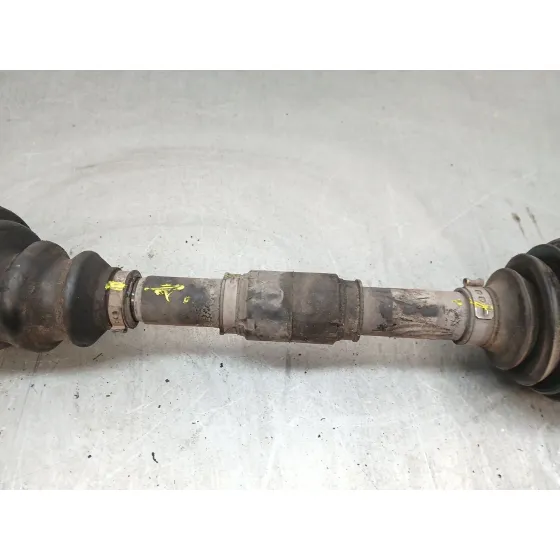 Transmision Delantera Izquierda para Toyota Corolla Station Wagon (_E12_)