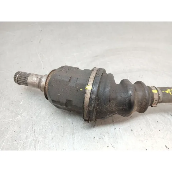 Transmision Delantera Izquierda para Toyota Corolla Station Wagon (_E12_)