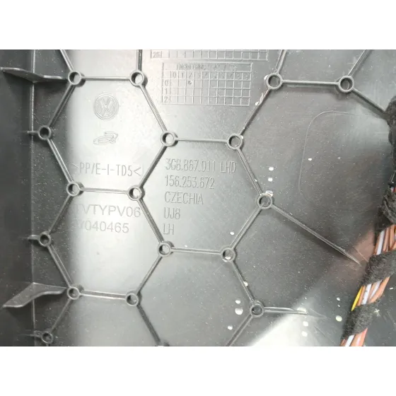 Guarnecido Puerta Delantera Izquierda para Volkswagen Arteon (3H8)