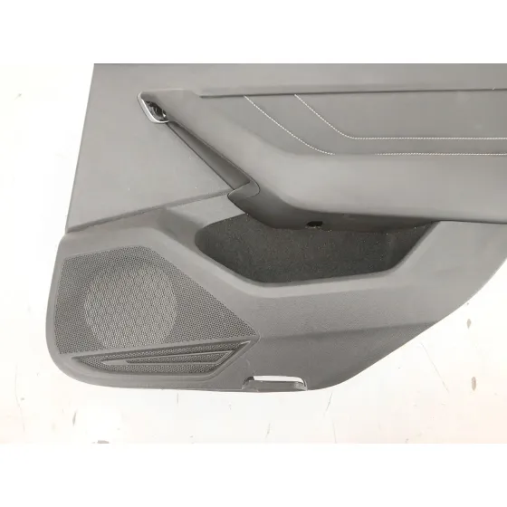 Guarnecido Puerta Trasera Derecha para Volkswagen Arteon (3H8)