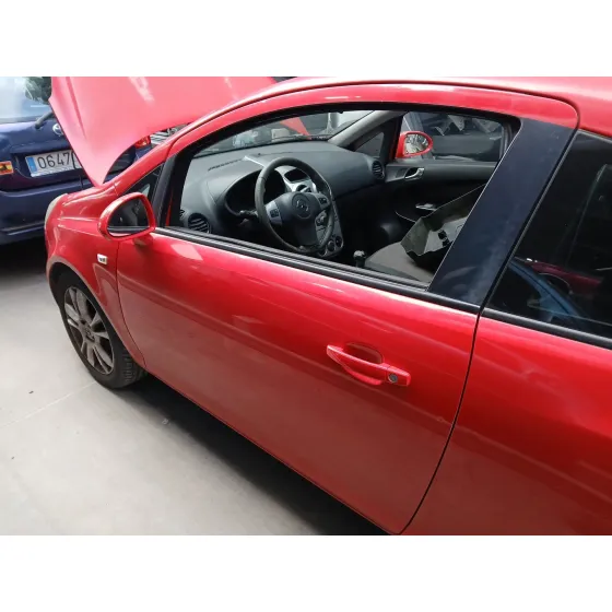 Puerta Delantera Izquierda para Opel Corsa D (S07)