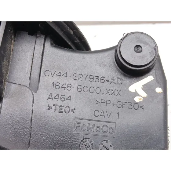 Tapa Exterior Combustible para Ford Kuga (Cbs)