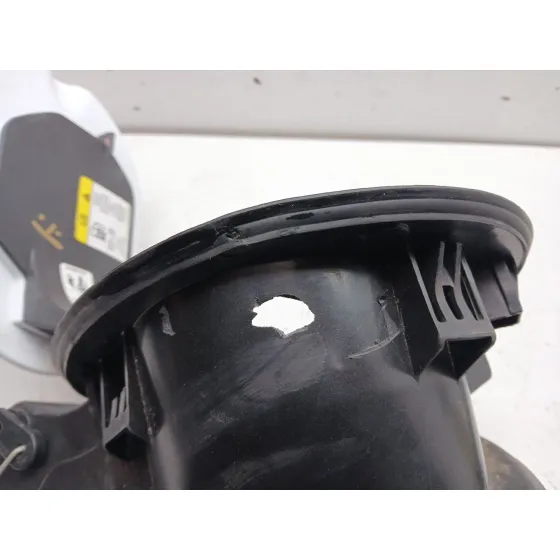 Tapa Exterior Combustible para Ford Kuga (Cbs)