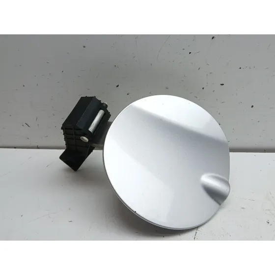 Tapa Exterior Combustible para Ford Ka (Ru8)