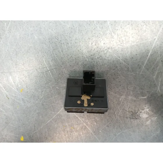 Mando Elevalunas Delantero Izquierdo para Seat Ibiza Iii (6L1)