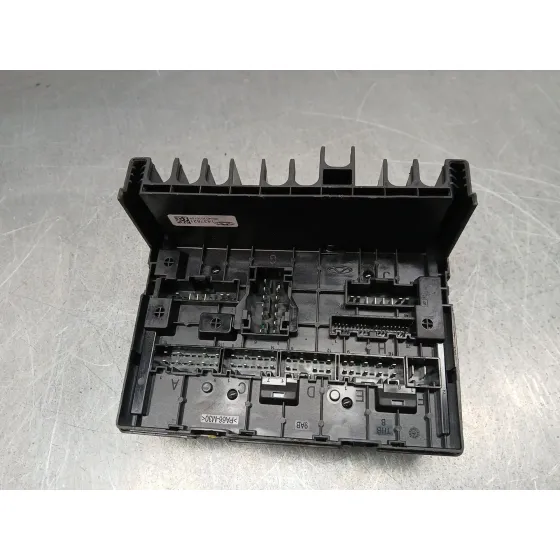 Caja Reles / Fusibles para Omoda 5