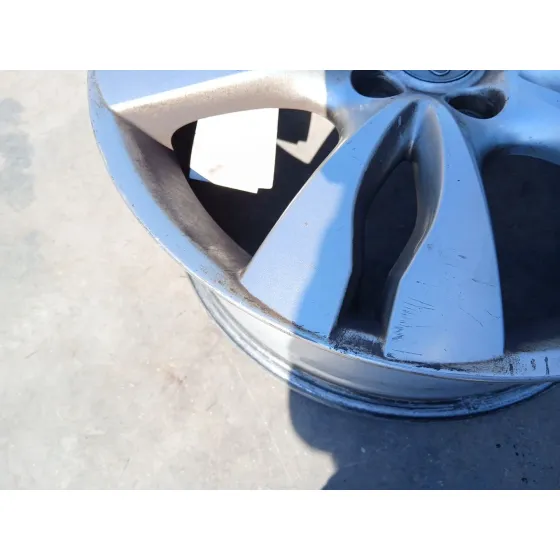 Llanta Trasera Izquierda para Hyundai Ix55