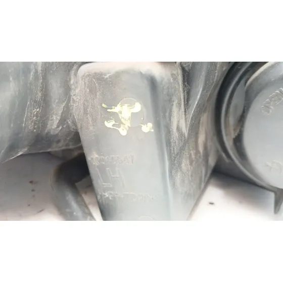 Faro Izquierdo para Chevrolet Captiva (C100, C140)