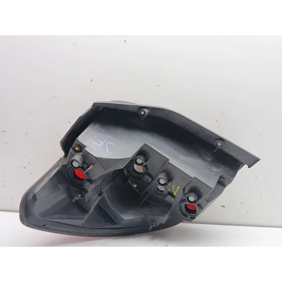 Piloto Trasero Derecho para Chevrolet Captiva (C100, C140)
