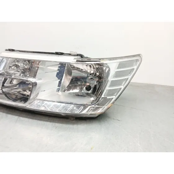 Faro Izquierdo para Fiat Freemont (345_)