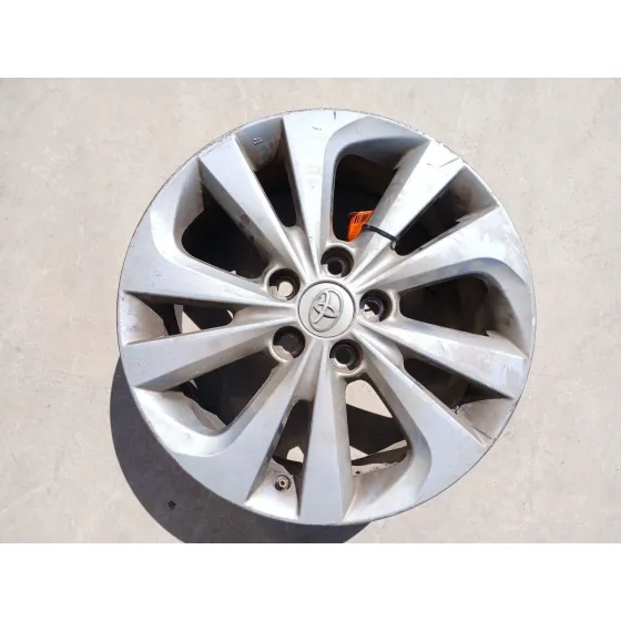 Llanta para Toyota Auris Touring Sports (E18)