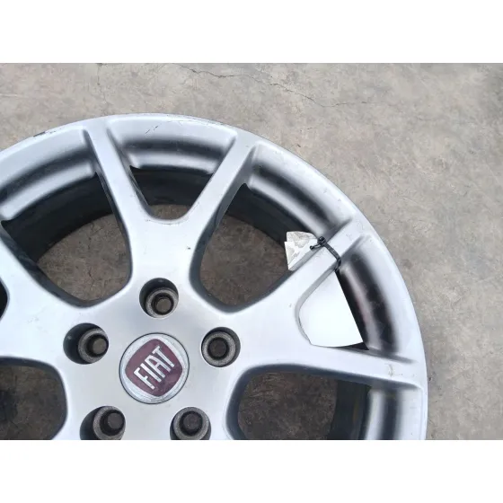 Llanta para Fiat Freemont (345_)