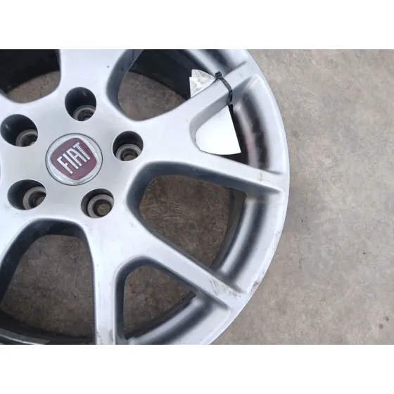 Llanta para Fiat Freemont (345_)