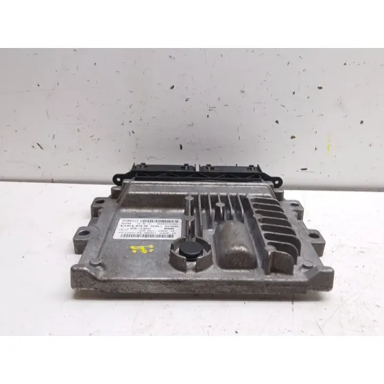 Centralita Motor Uce para Ford Focus Iii