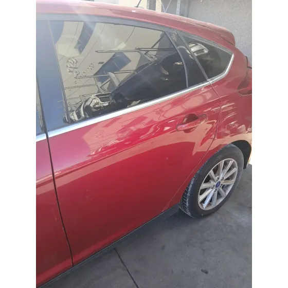 Puerta Trasera Izquierda para Ford Focus Iii
