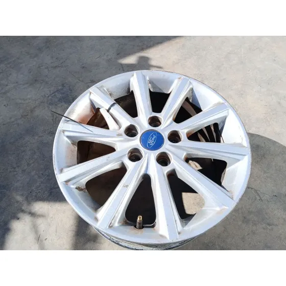 Llanta para Ford Focus Iii