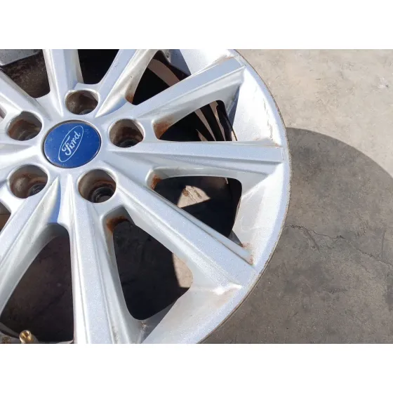 Llanta para Ford Focus Iii