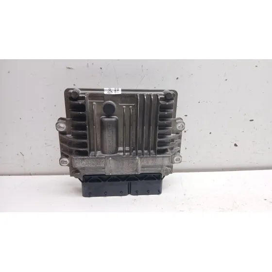Centralita Motor Uce para Ssangyong Rodius I