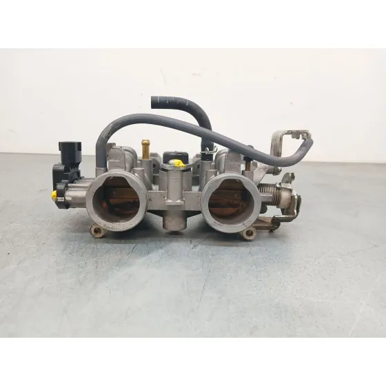 Caja Mariposa para Yamaha R7