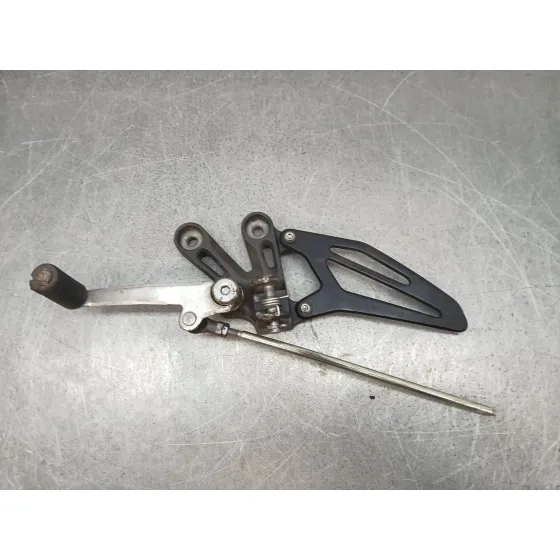 Estribo para Yamaha R7