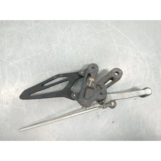 Estribo para Yamaha R7