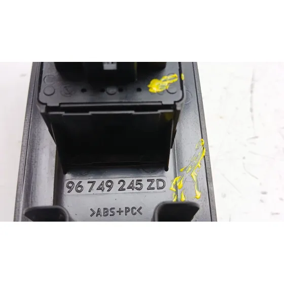 Mando Elevalunas Delantero Izquierdo para Peugeot 208 I (Ca_, Cc_)