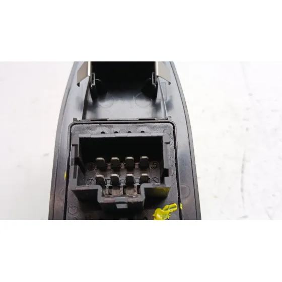 Mando Elevalunas Delantero Izquierdo para Peugeot 208 I (Ca_, Cc_)