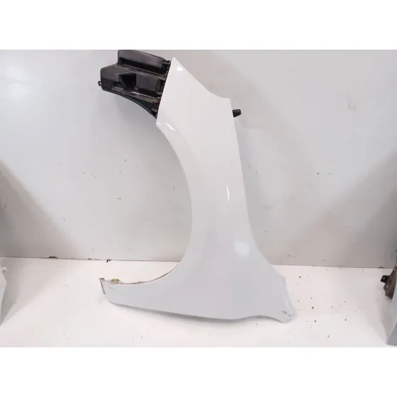 Aleta Delantera Izquierda para Volvo V60 I (155)