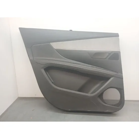 Guarnecido Puerta Trasera Izquierda para Peugeot 5008