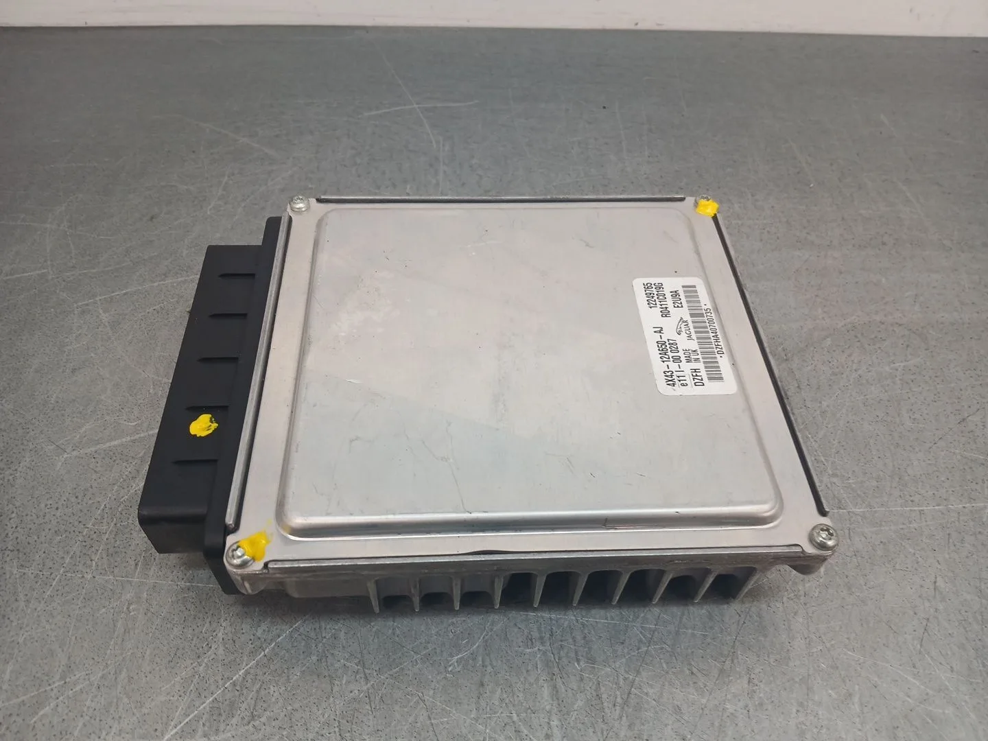 Centralita Motor Uce para Jaguar S-Type