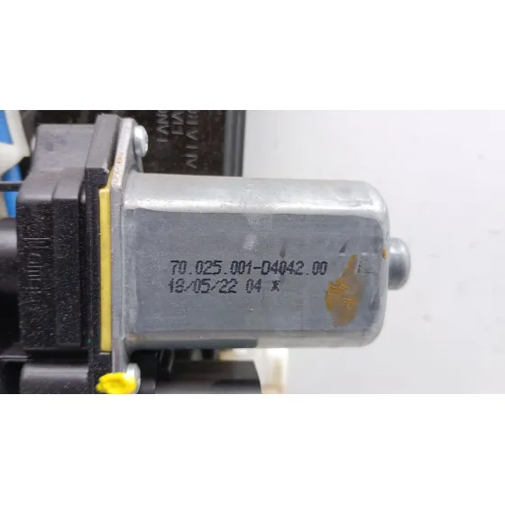 Elevalunas Delantero Derecho para Fiat 500E (332_)