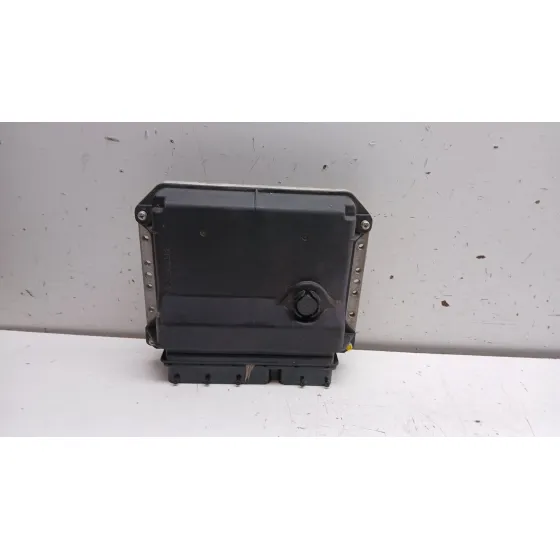 Centralita Motor Uce para Toyota Auris