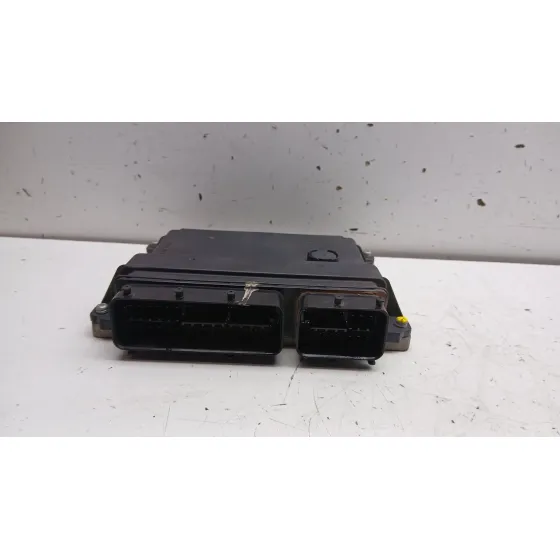Centralita Motor Uce para Toyota Auris